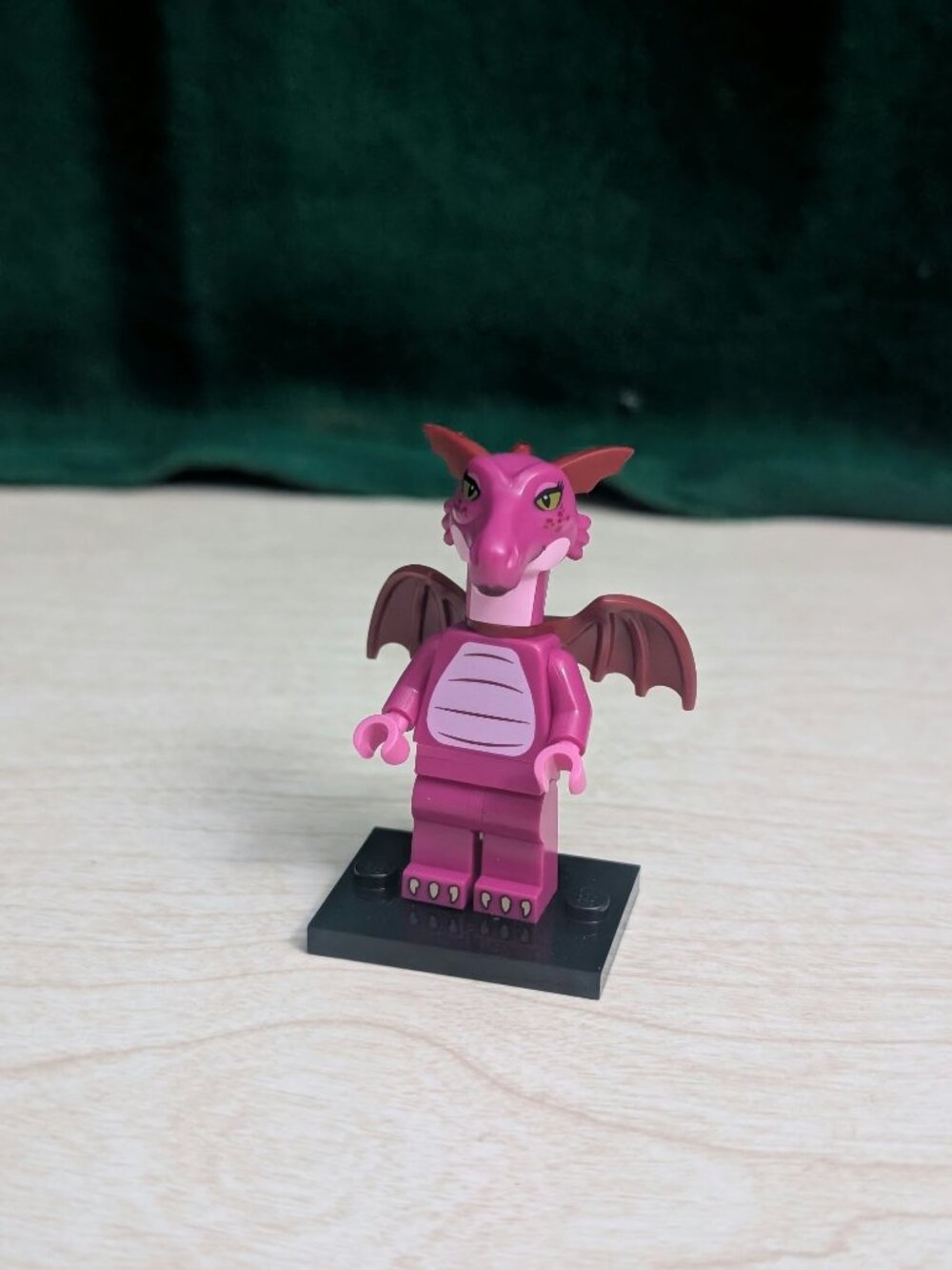 LEGO Shrek Minifigure DRAGON MiniFig